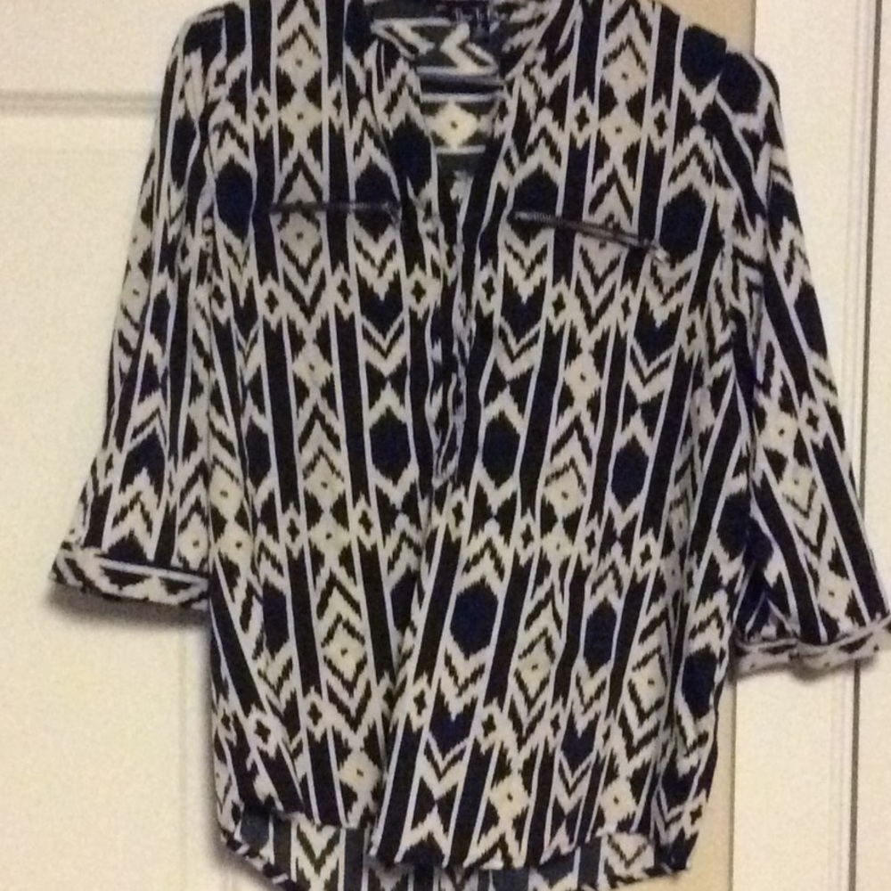 Quarter sleeve ladies top
